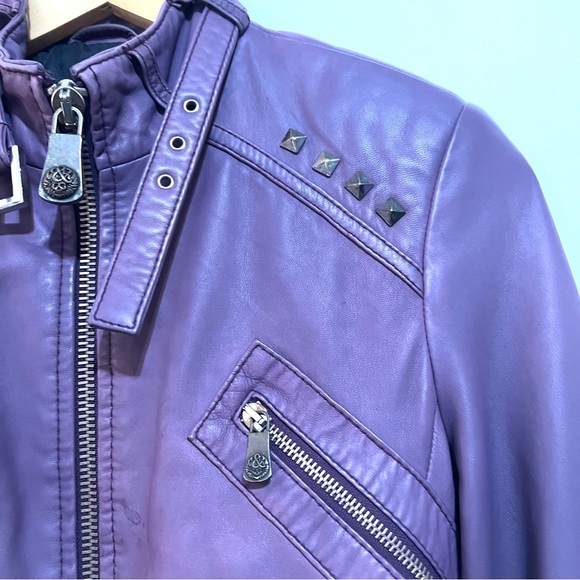 ❌❌SOLD❌❌Rock & Republic Cropped Purple Leather Studded Bomber Jacket, Size small - Picture 5 of 16
